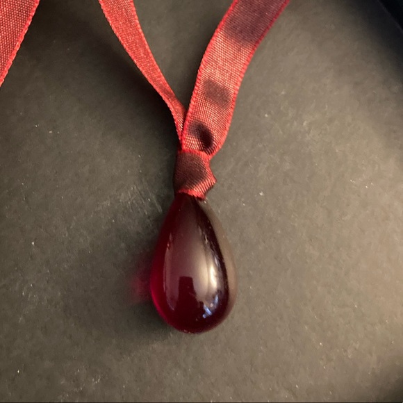 ♥️⭐️🩸RUBY RED GLASS EARRINGS🩸⭐️♥️ 3 PIECES ANTIQUE GLASS OVER 200 YEARS OLD🩸 - Picture 9 of 16